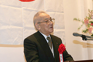 来賓祝辞（伊東市文化協会会長　齊藤 健治先生）